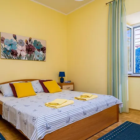 Апартаменты Cecilija - Seafront With Sunbeds! Unique *