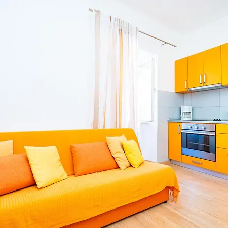 Cecilija - Seafront With Sunbeds! Unique * Zaton (Dubrovnik-Neretva)