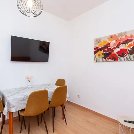 Cecilija - Seafront With Sunbeds! Unique Appartement Zaton (Dubrovnik-Neretva)