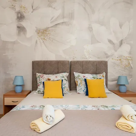 Cecilija - Seafront With Sunbeds! Unique Appartement Zaton (Dubrovnik-Neretva)