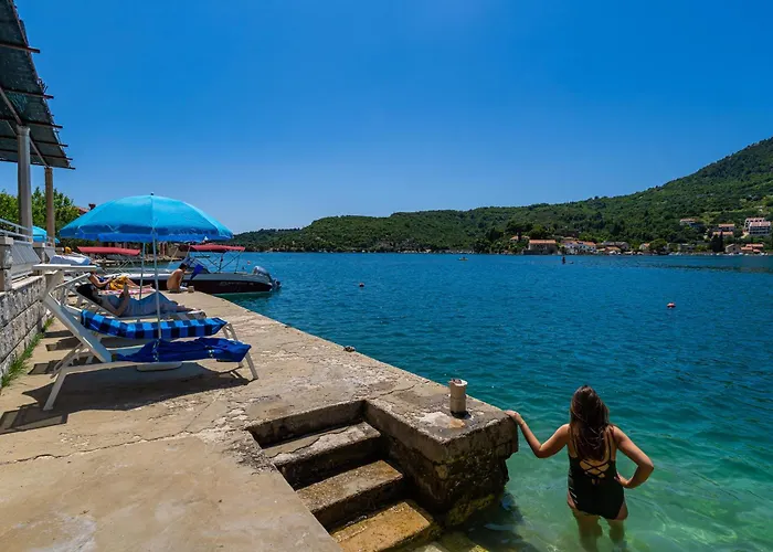Cecilija - Seafront With Sunbeds! Unique Appartamento Zaton (Dubrovnik-Neretva)