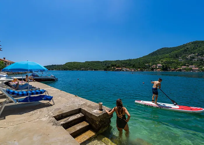 Appartamento Cecilija - Seafront With Sunbeds! Unique *
